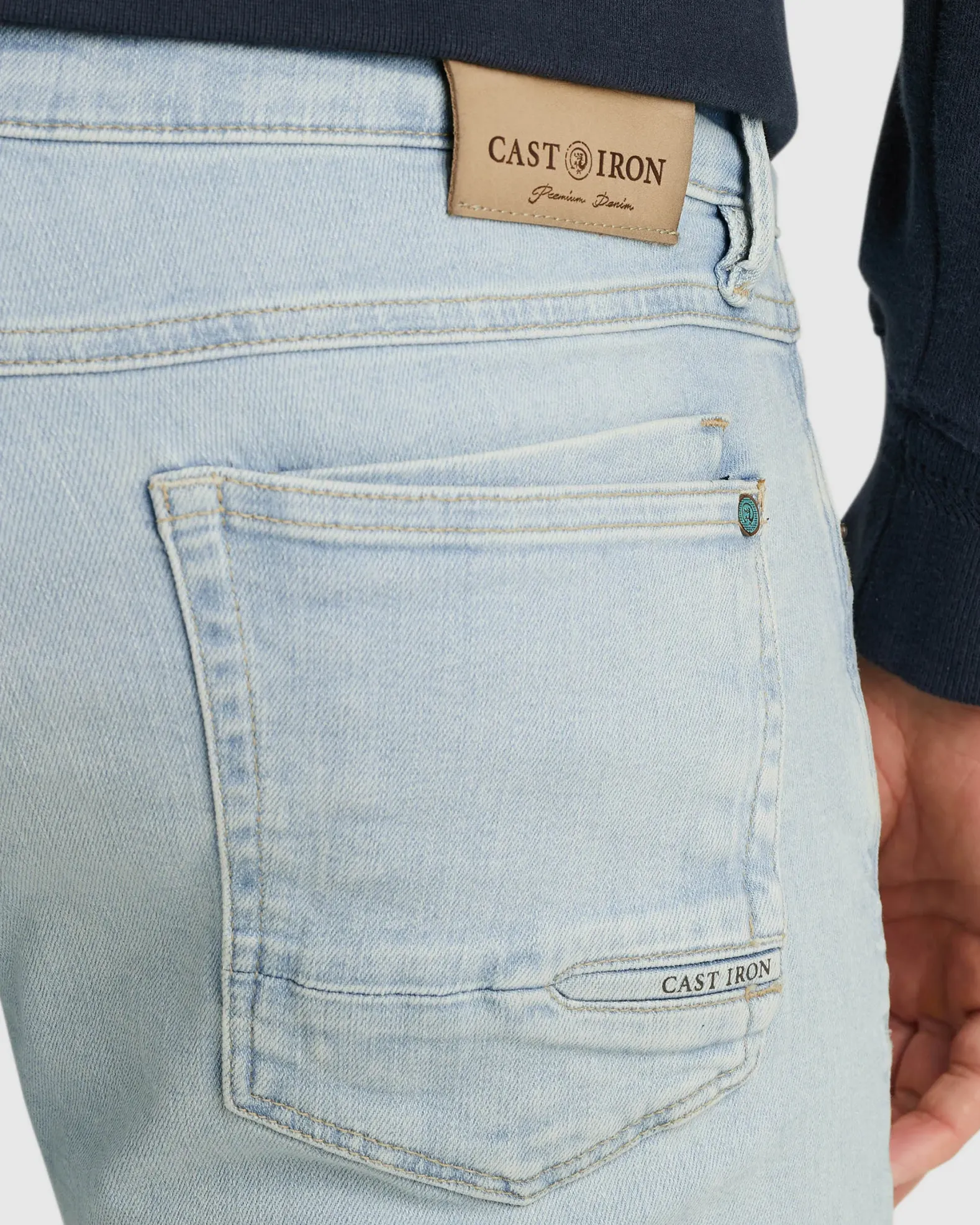 Cast Iron Shiftback Jeans