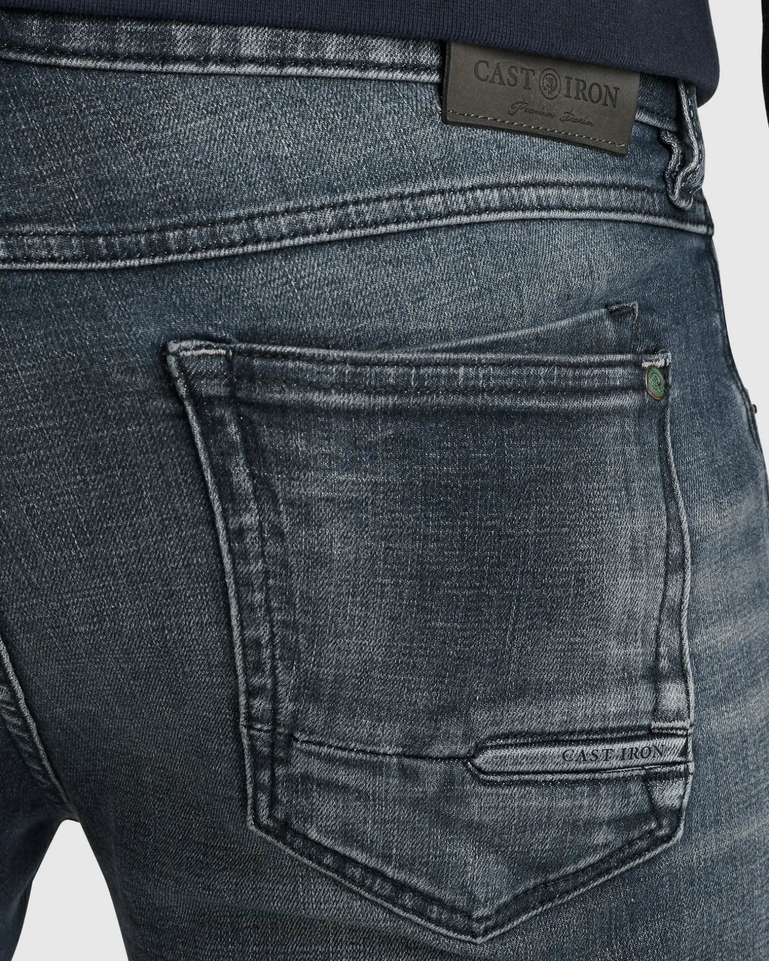 Cast Iron Shiftback Jeans