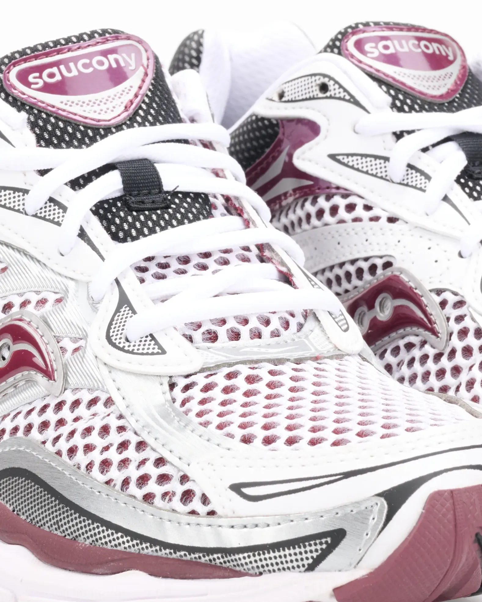 Saucony Progrid Omni 9 Sneakers