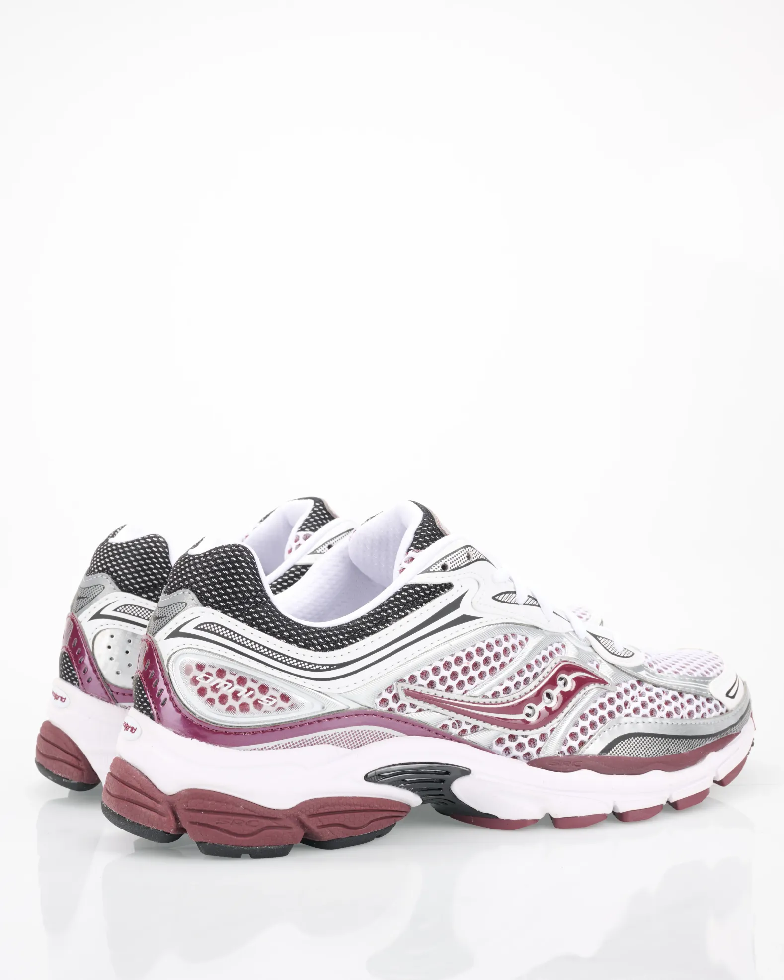 Saucony Progrid Omni 9 Sneakers