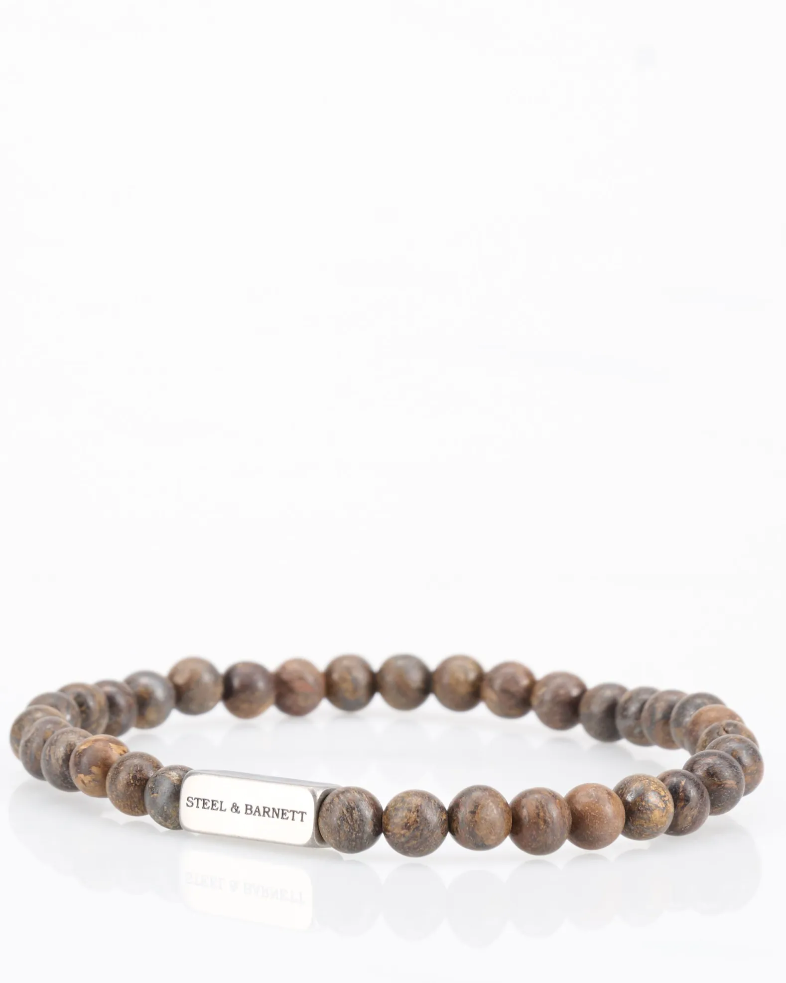 Steel & Barnett Sieraad