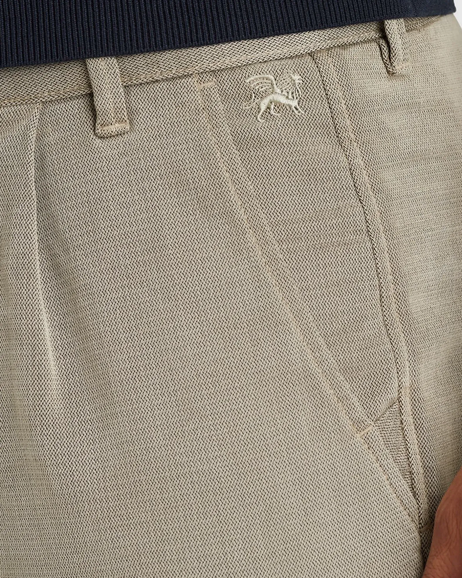 Vanguard V35 Chino