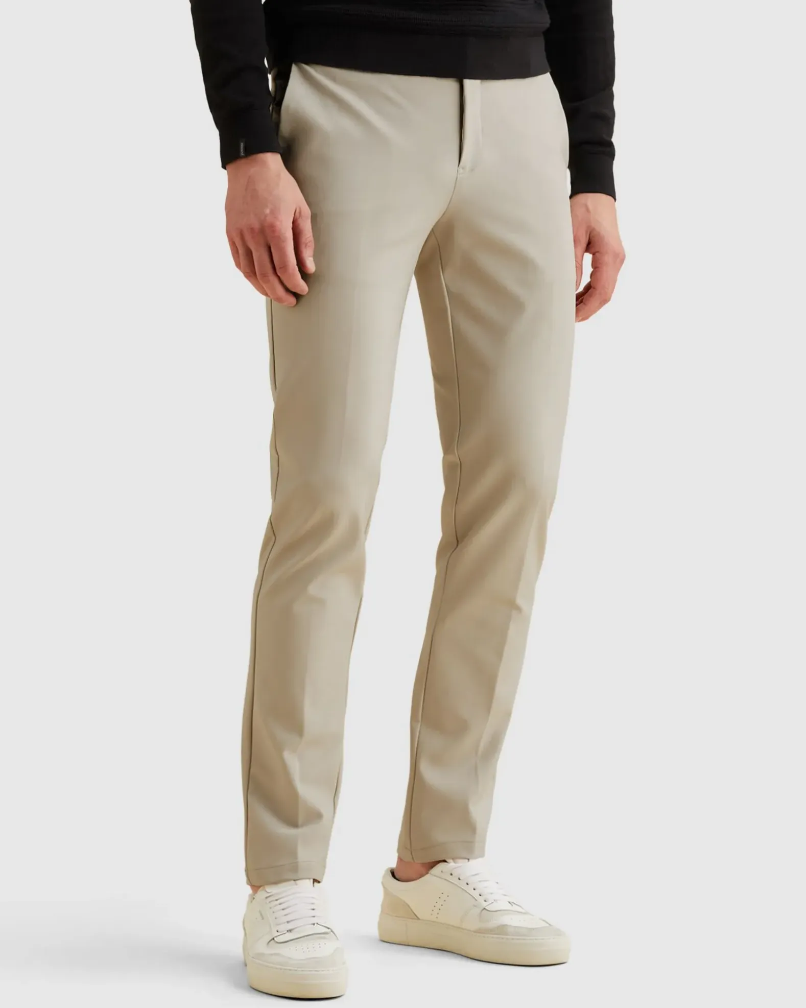 Vanguard V12 Chino