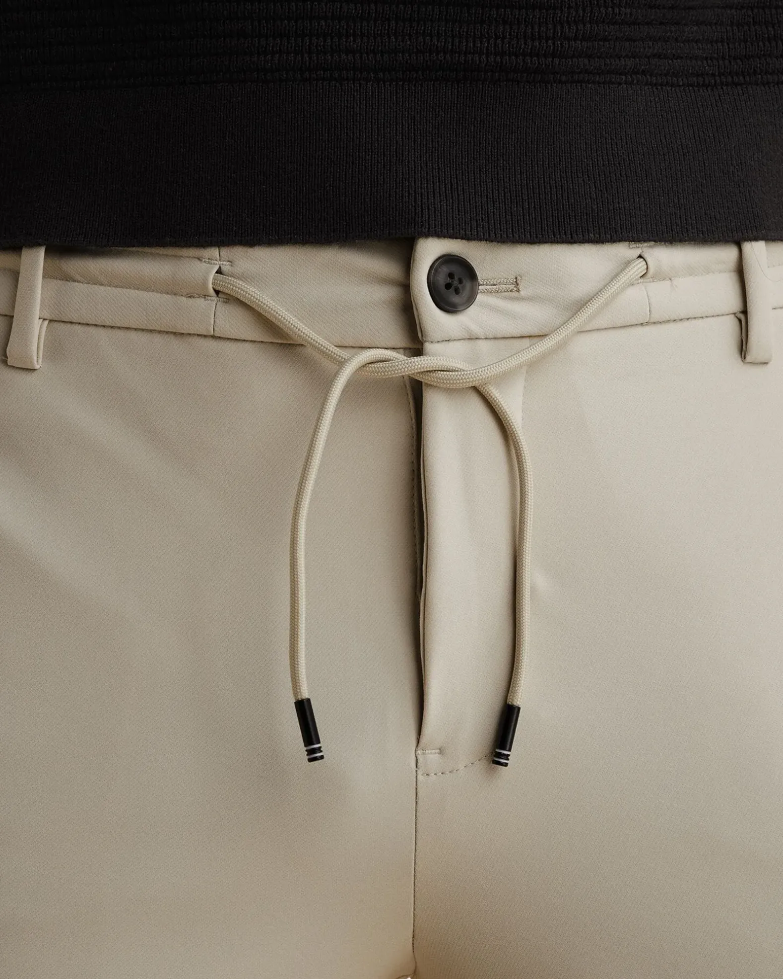 Vanguard V12 Chino
