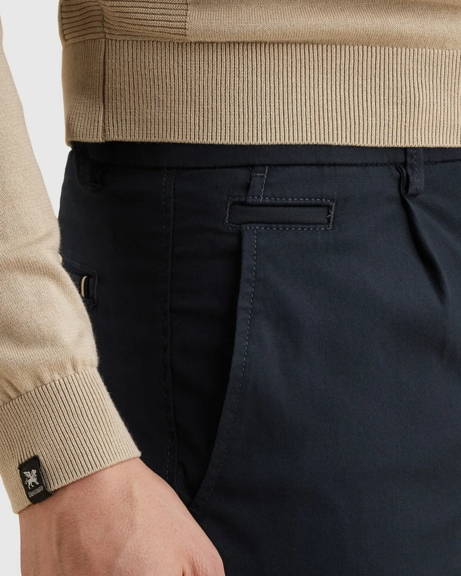 Vanguard V35 5-pocket