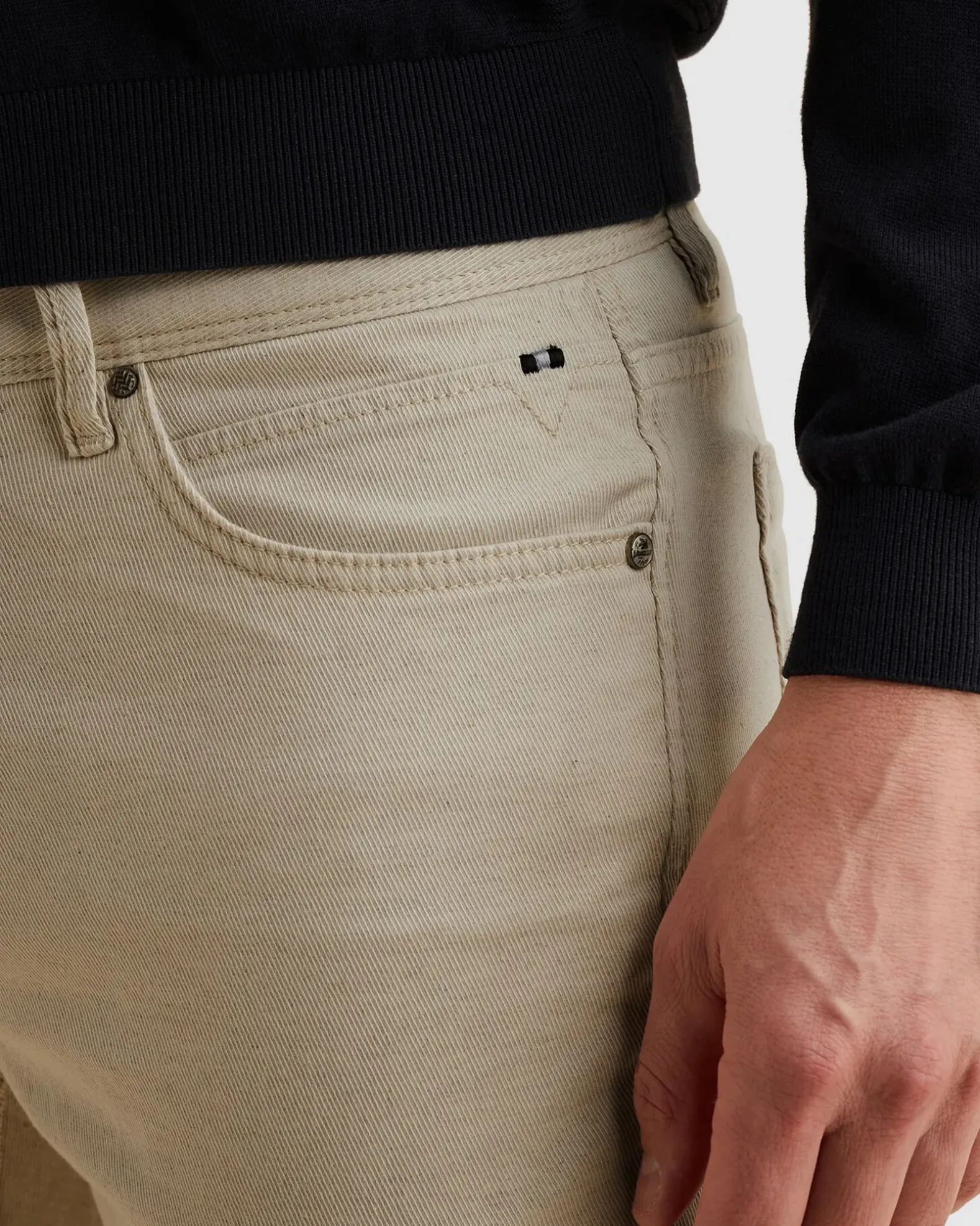 Vanguard V7 Rider 5-pocket