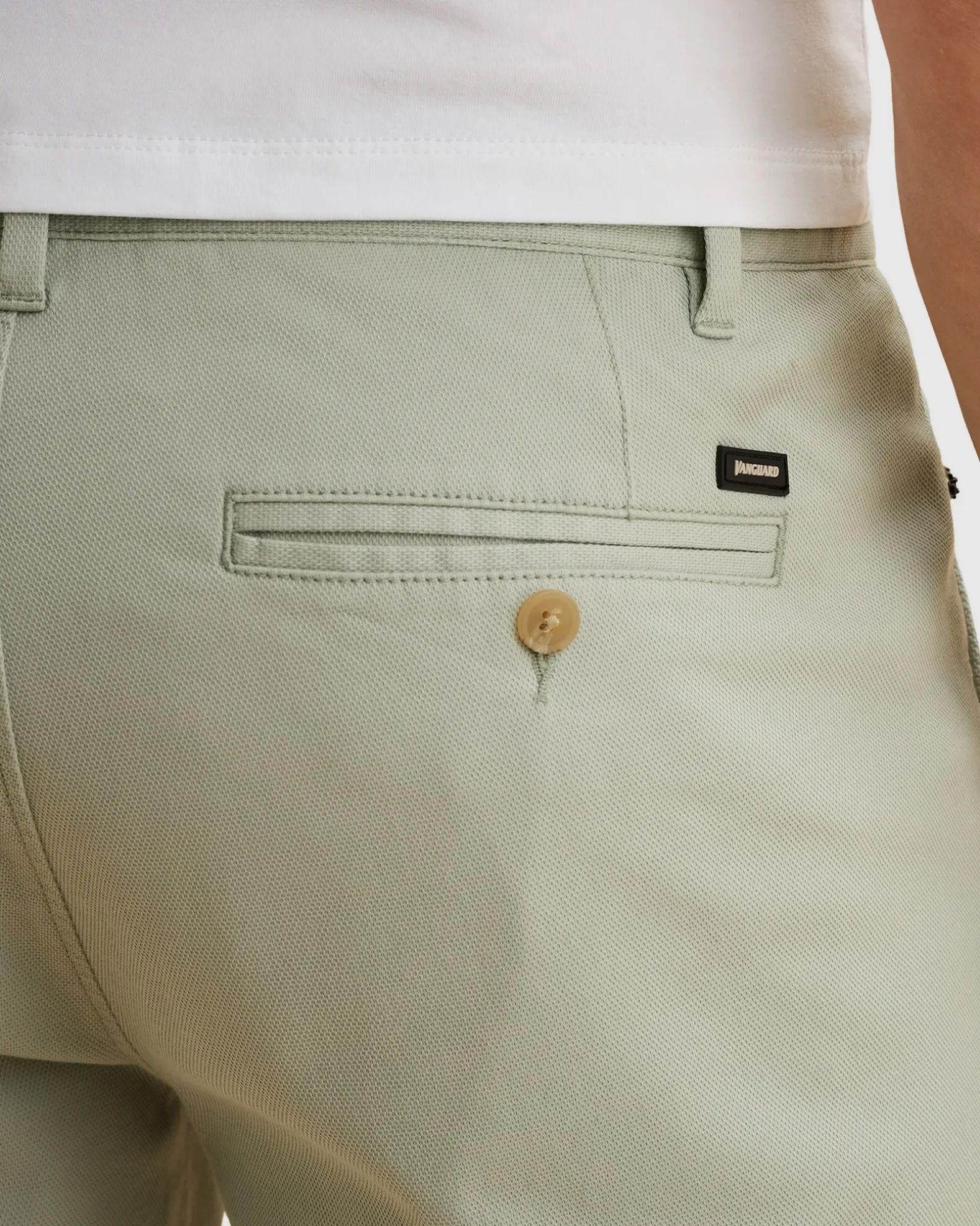 Vanguard V65 Short