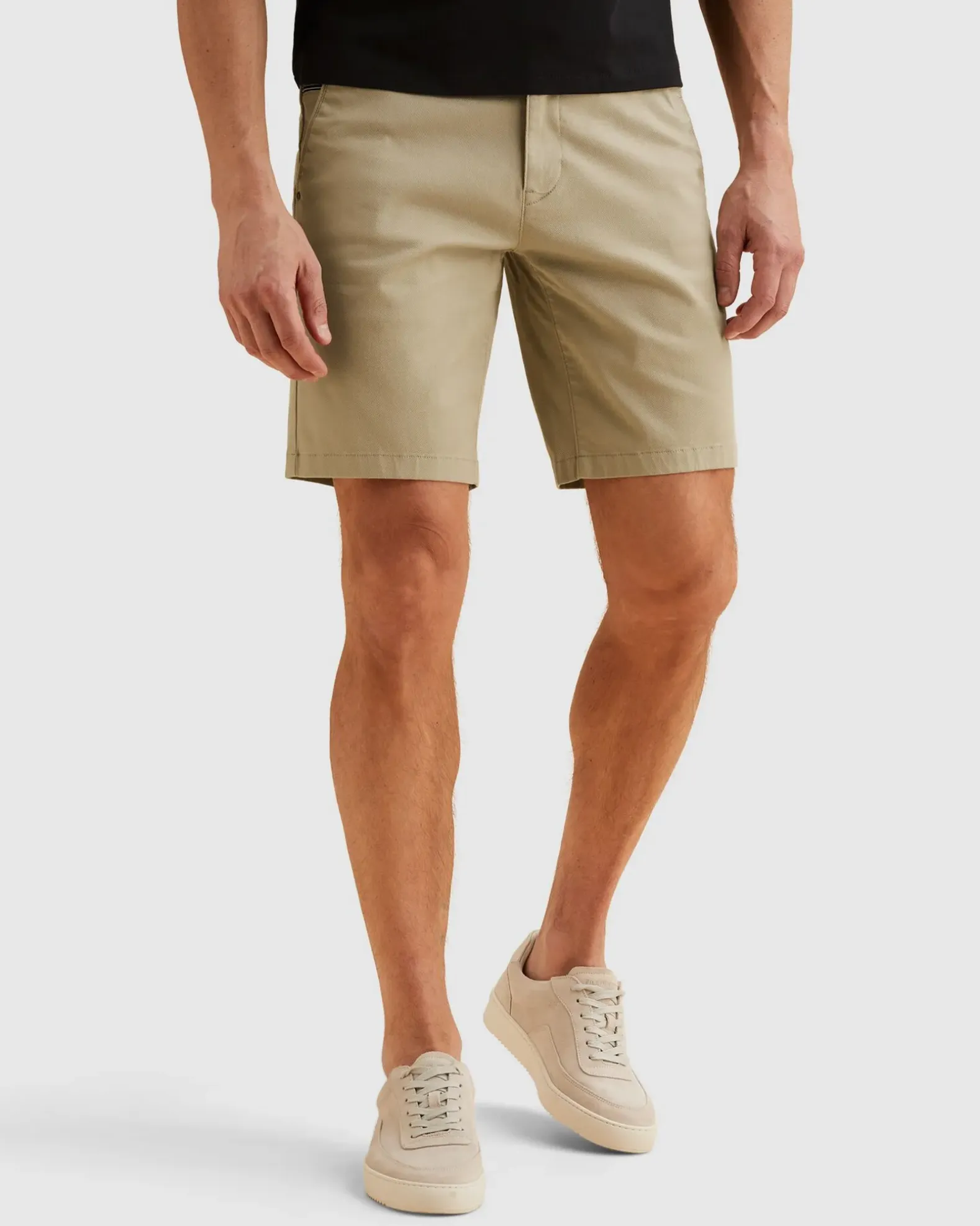 Vanguard V65 Short