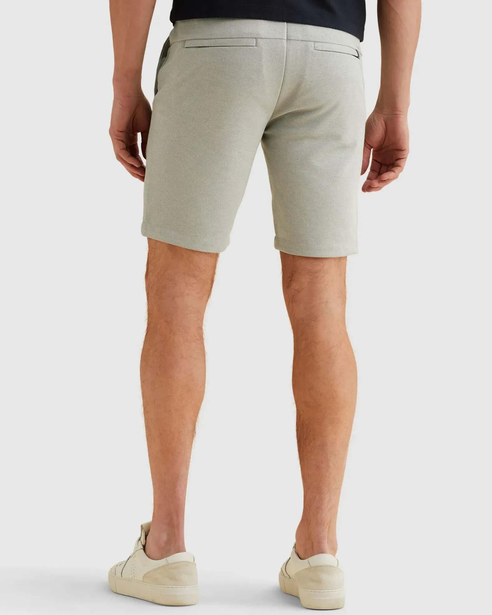 Vanguard V11 Short