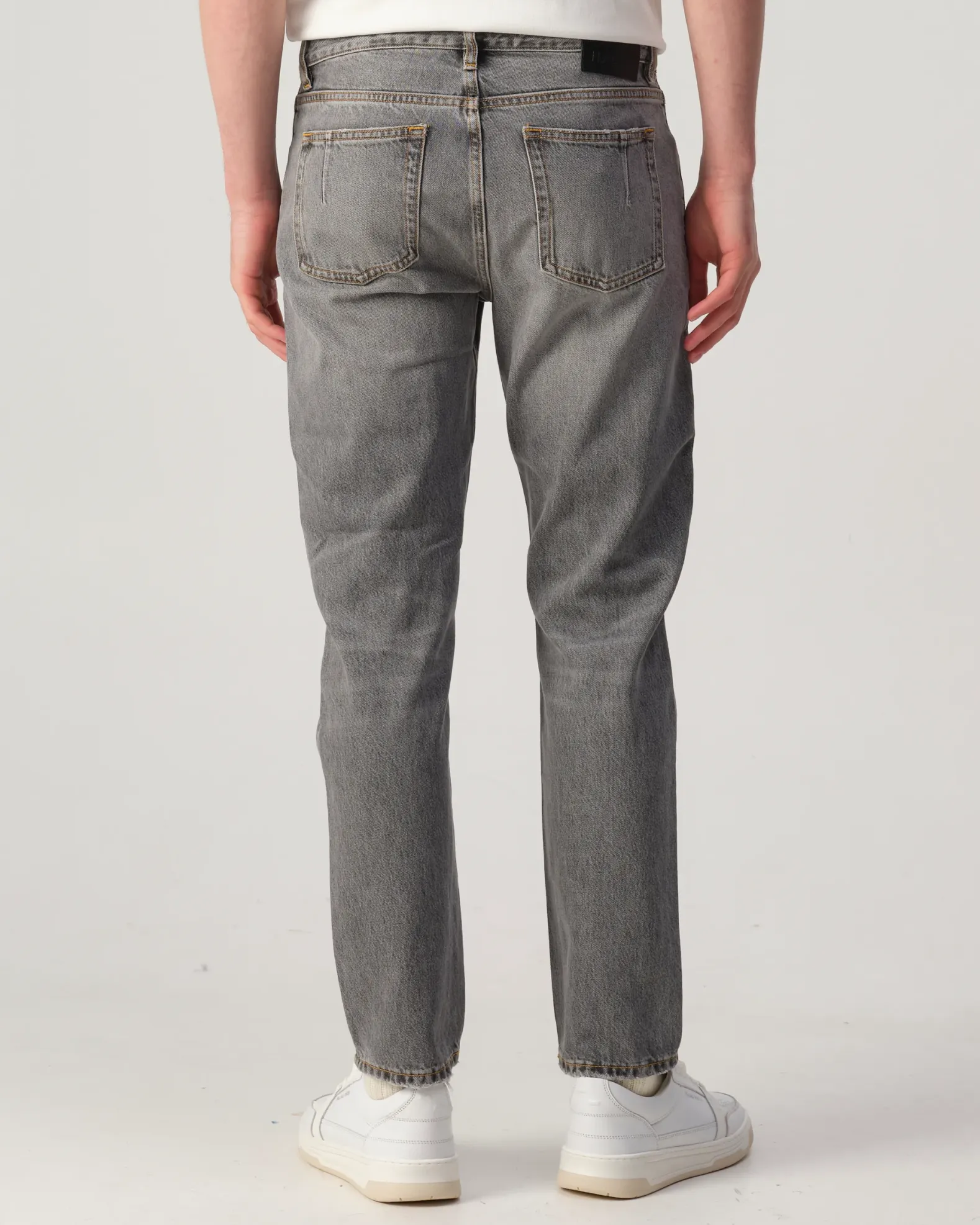 Won Hundred Archer Jeans